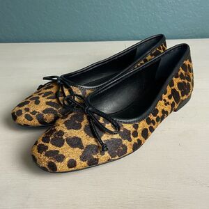 NWOB Schutz Arissa Rounded Toe Ballet Flats Animal Print SZ 6.5